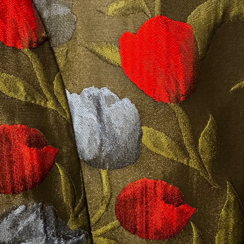 Alice + Olivia Black Floral Jacquard Babydoll Dress with Red & Blue Tulips - Picture 8 of 11